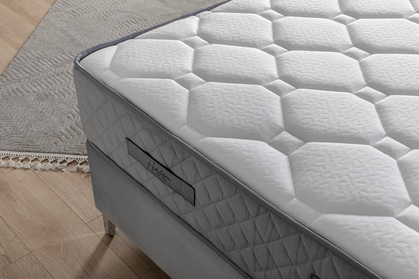 Boxspringbett KİNG, mit Bettkasten inkl. Matratze